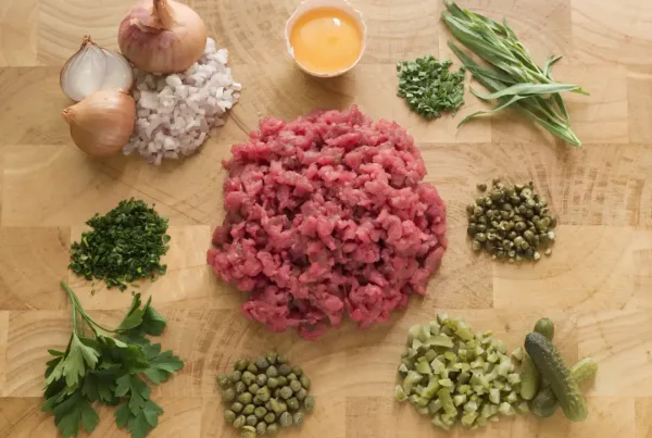 Steak Tartar, el legado culinario de Gengis Khan steak tartar